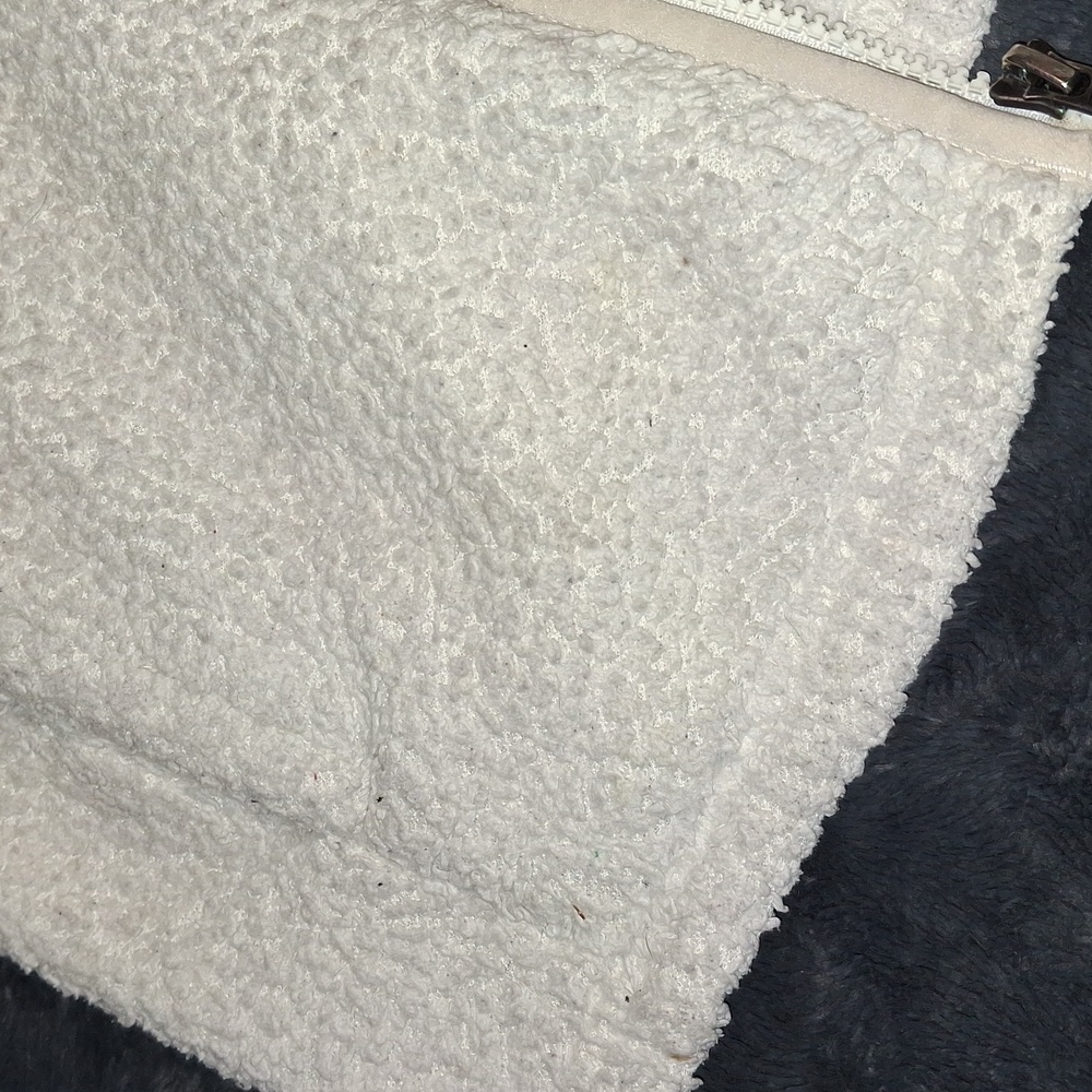 Girls Patagonia White Fleece Jacket - Picture 7 of 9